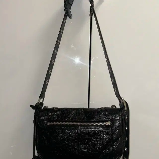 발렌시아가 르카골 xs플랩백 블랙